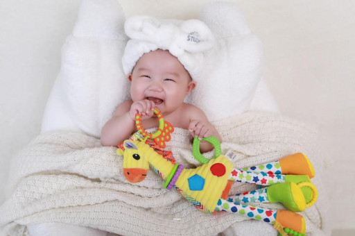 佳木斯6岁宝宝掉头发正常吗